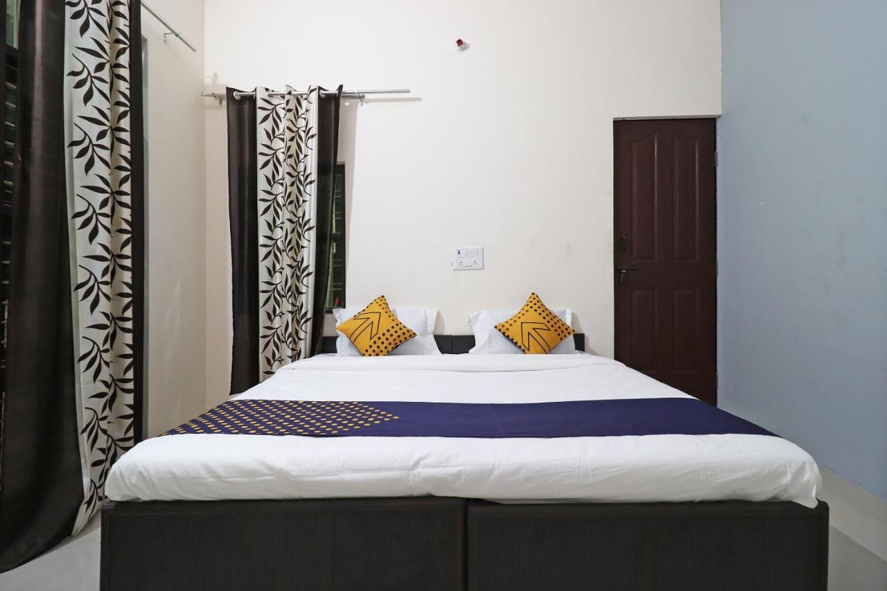 Spot On 61716 Rao Hotel Garhi Harsaru エクステリア 写真